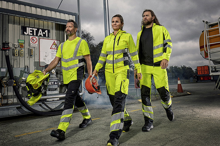 Write A Workwear and PPE Tender,Workwear and PPE buying workwear for a large team procurement